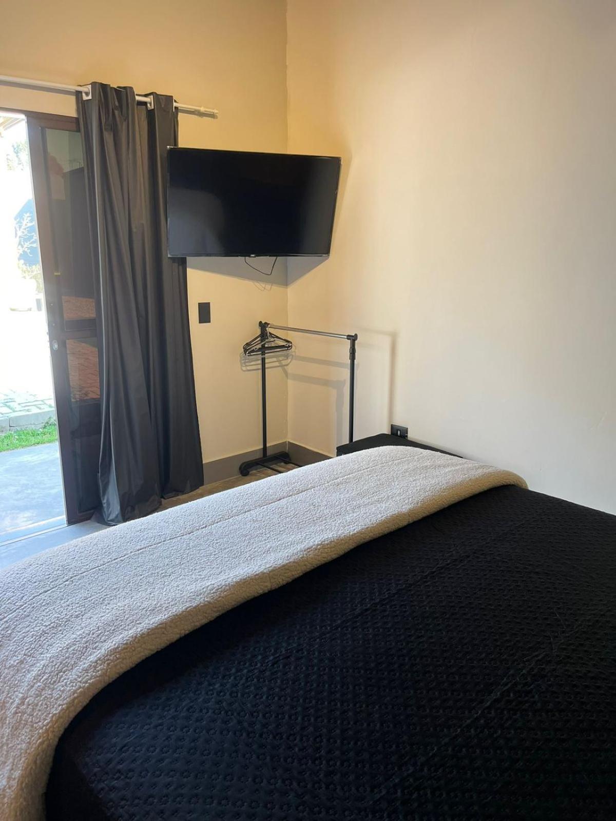 - Pet Friendly * Sao Roque (Sao Paulo)