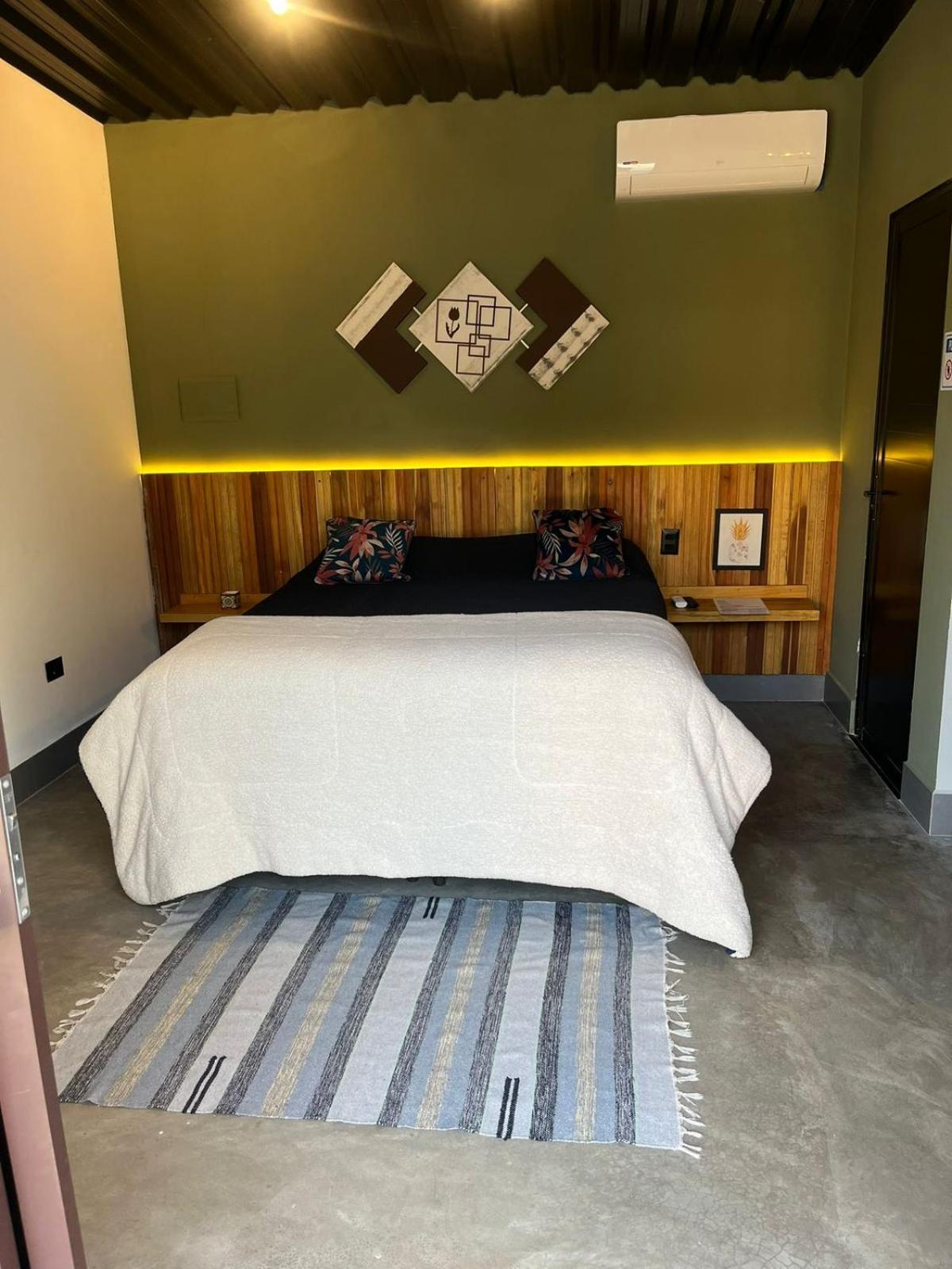 - Pet Friendly Villa *